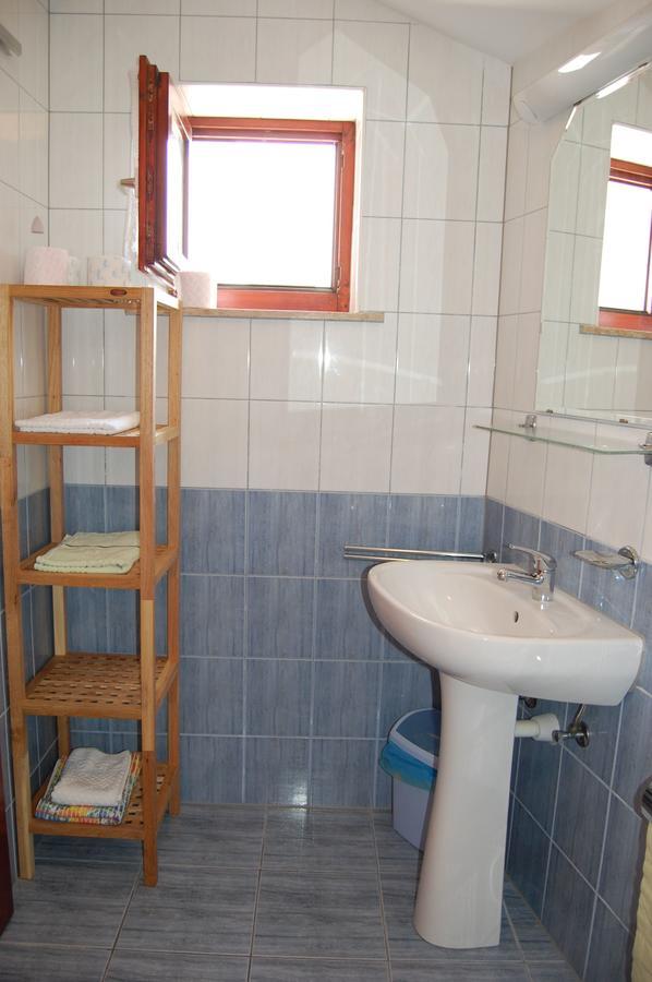 Apartments Myadria Malinska Extérieur photo
