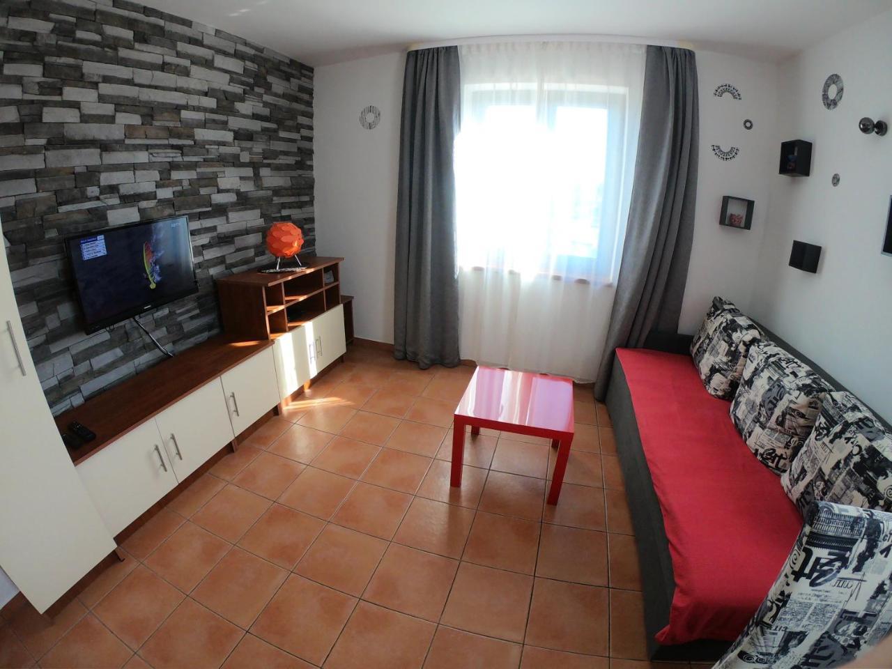 Apartments Myadria Malinska Extérieur photo